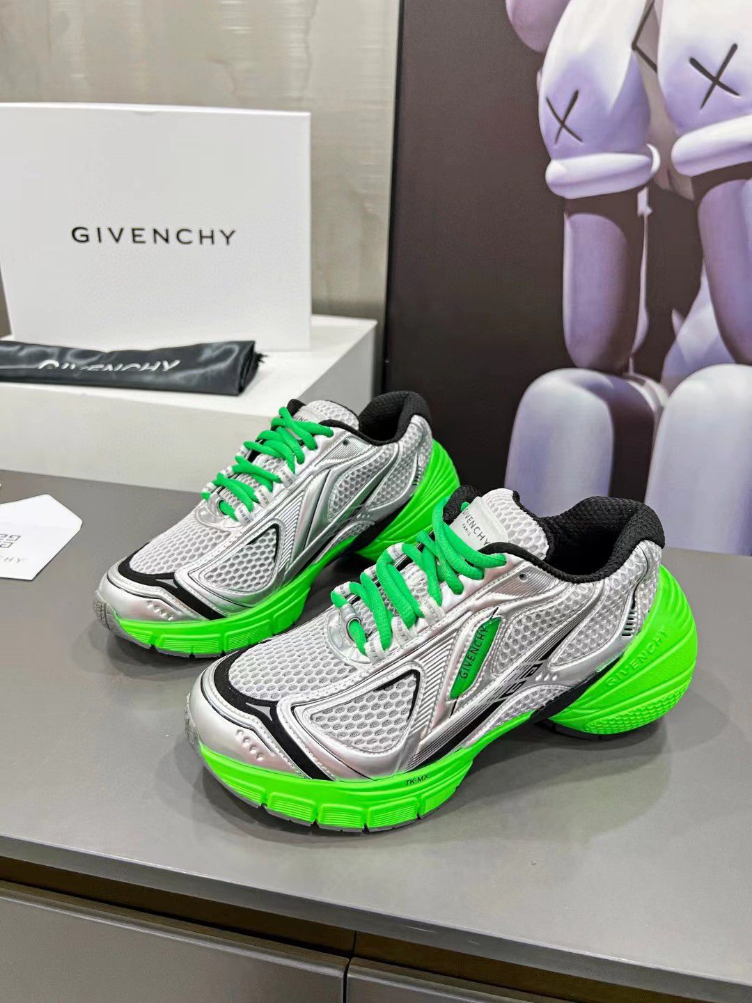 GIVENCHY || TK-MX Runner Green Polyurethane Mesh Sneakers - FASHION MYST 