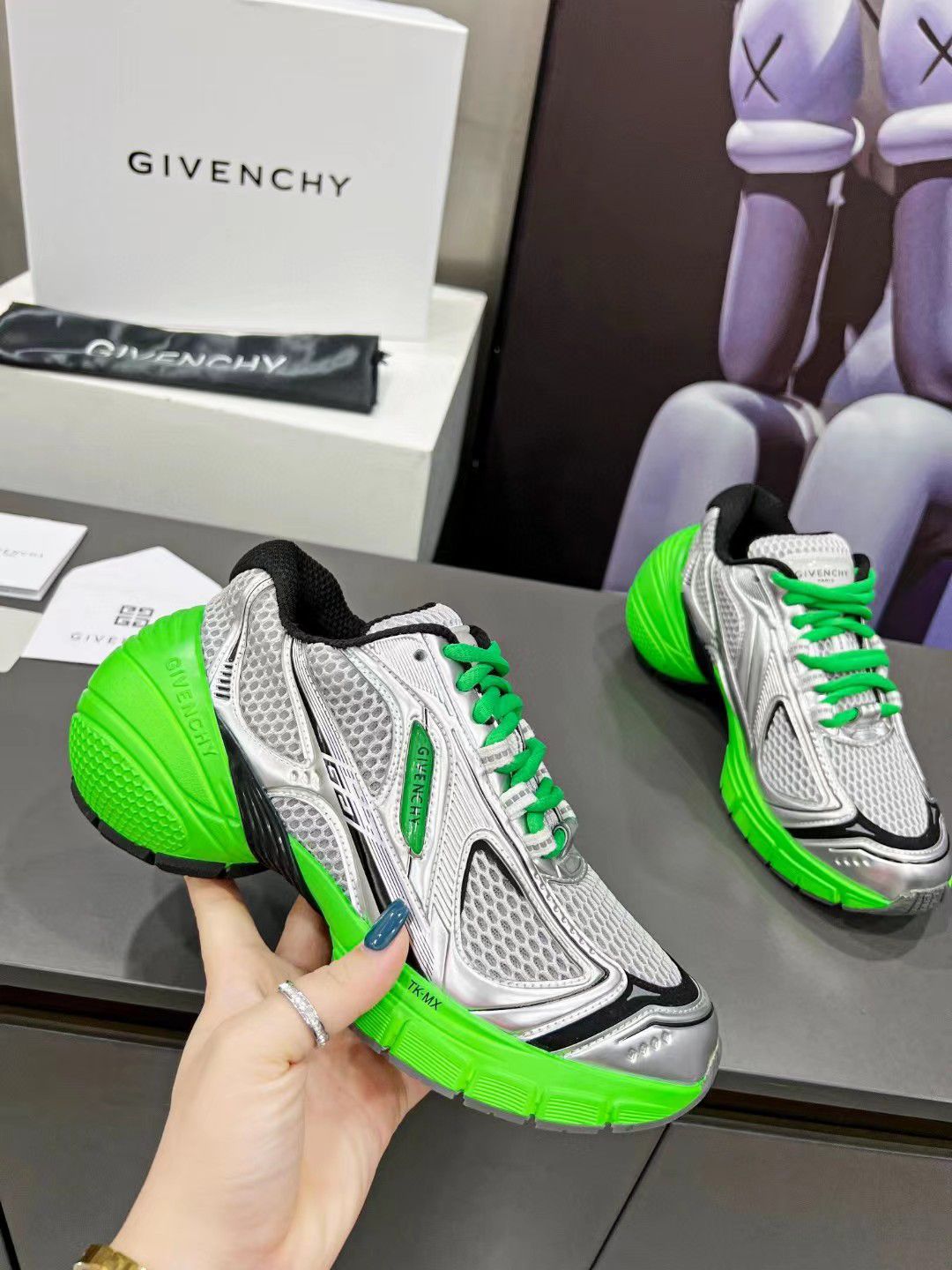 GIVENCHY || TK-MX Runner Green Polyurethane Mesh Sneakers - FASHION MYST 