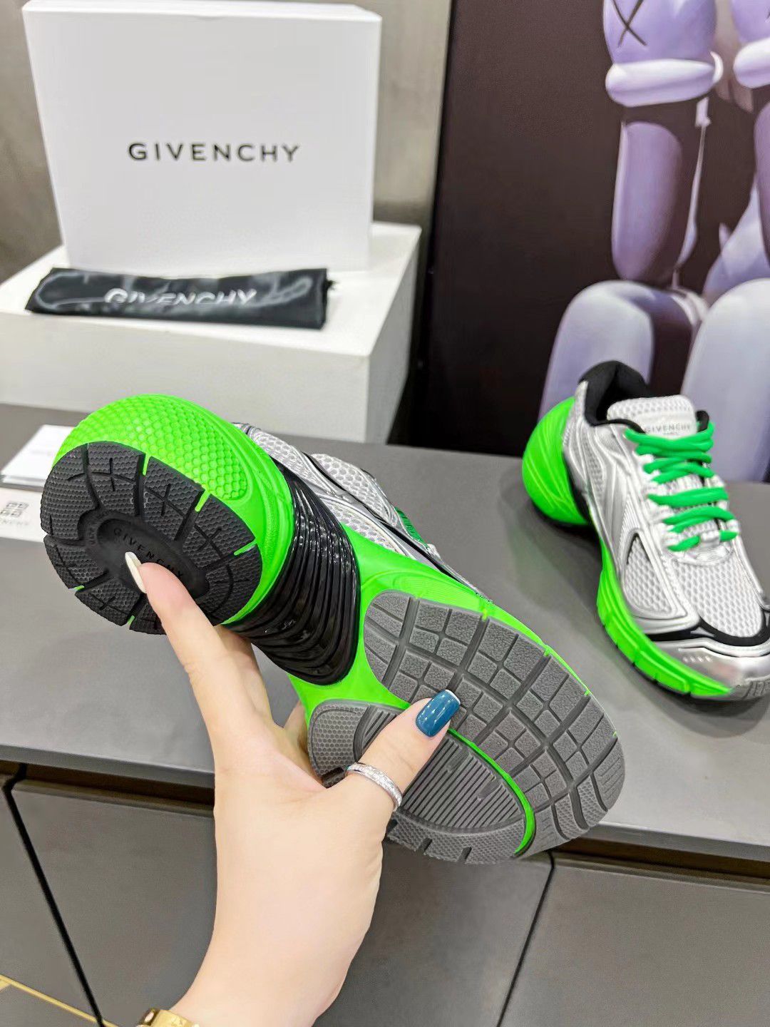 GIVENCHY || TK-MX Runner Green Polyurethane Mesh Sneakers - FASHION MYST 