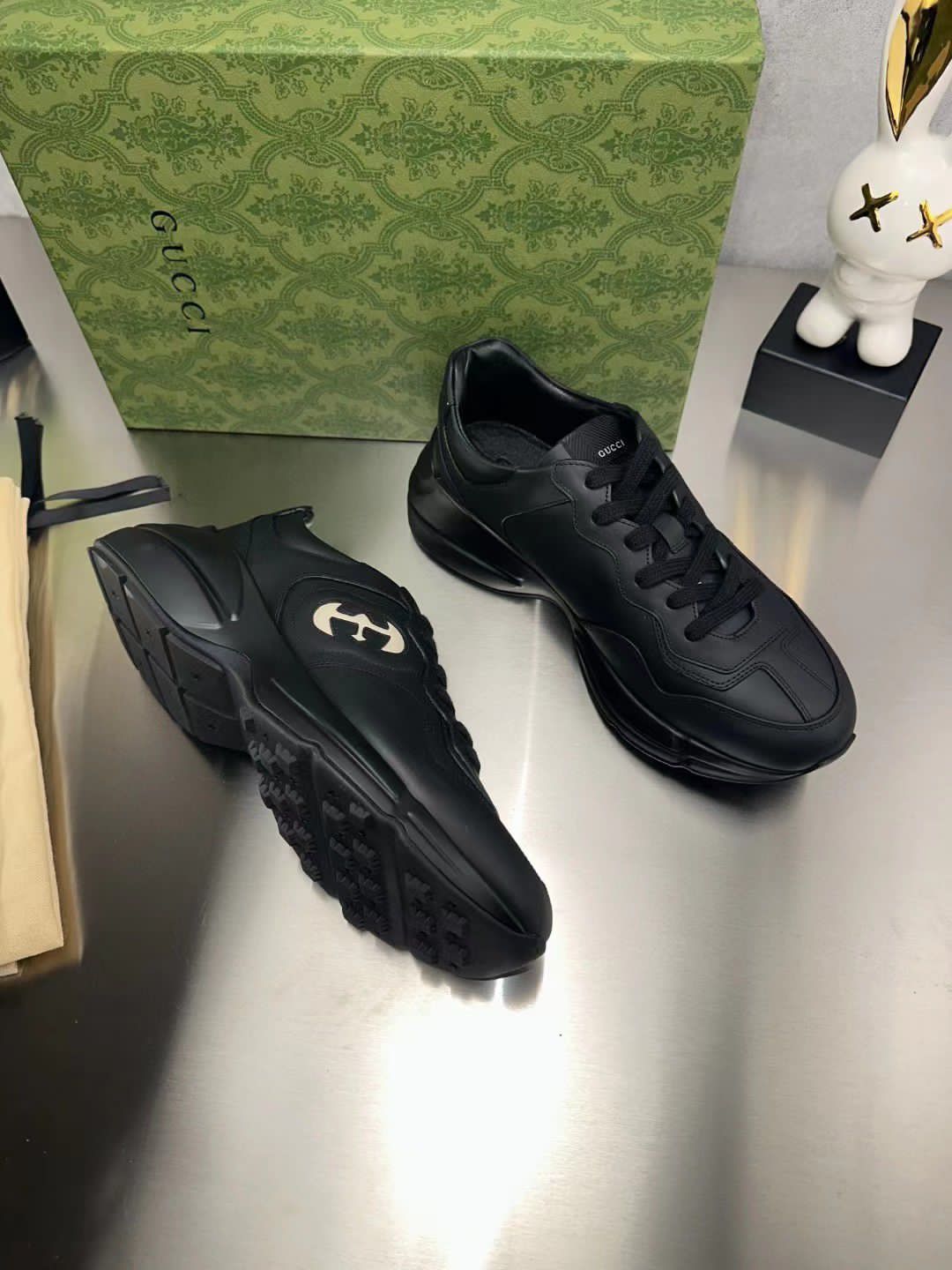 GUCCI Men s Interlocking G Rhyton Black Sneaker FASHION MYST