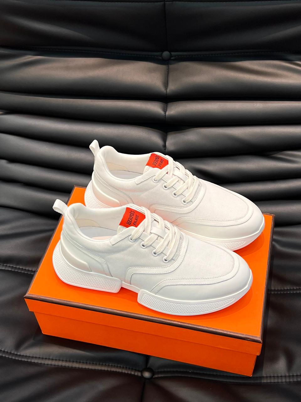 HERMES || Designer White Low-Top Giga Sneaker - FASHION MYST 