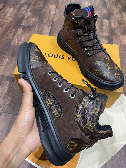 LOUIS VUITTON RIVOLI MONOGRAM BROWN SNEAKER - FASHION MYST 