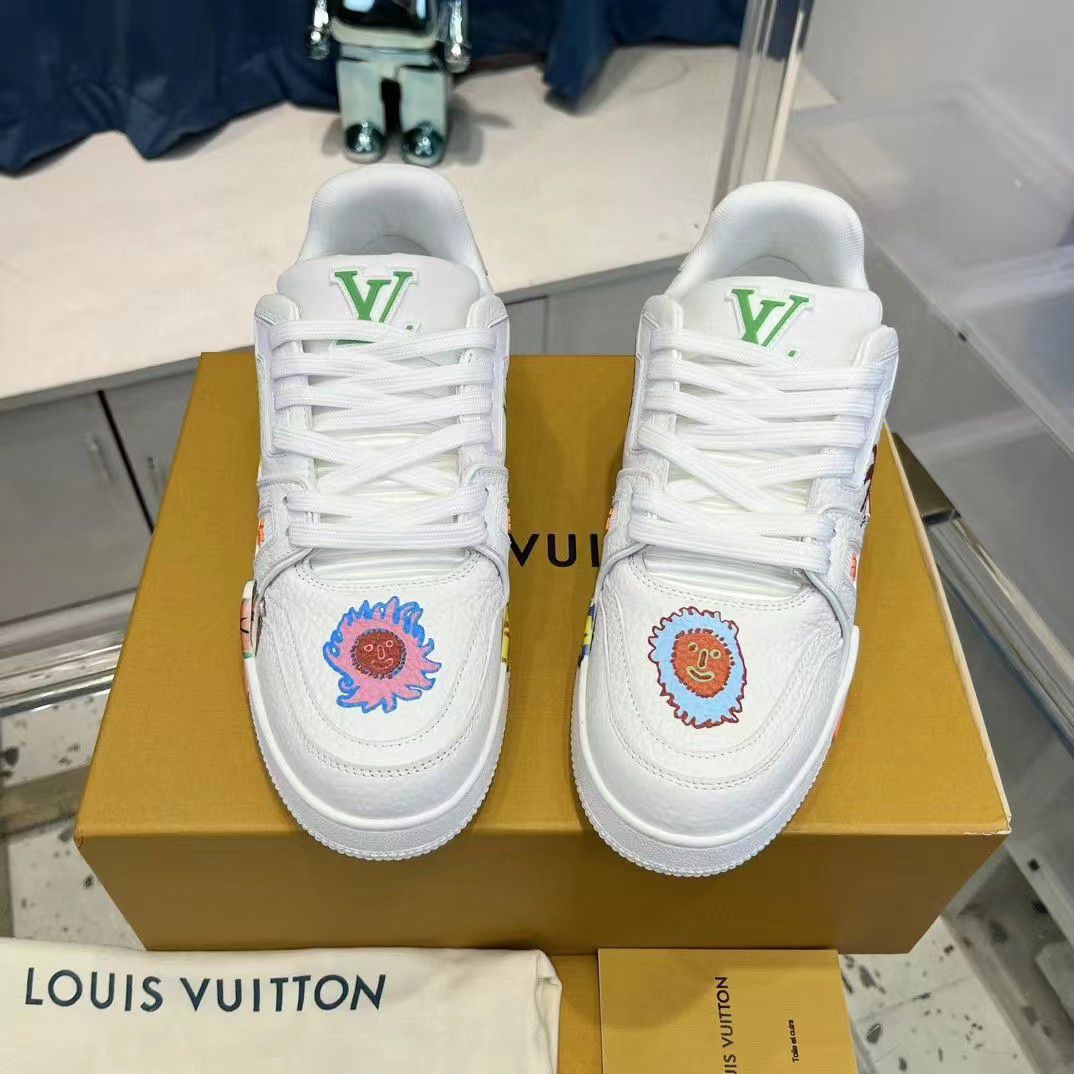 LOUIS VUITTON || Yayoi Kusama x Louis Vuitton Trainer 'Faces - White' - FASHION MYST 