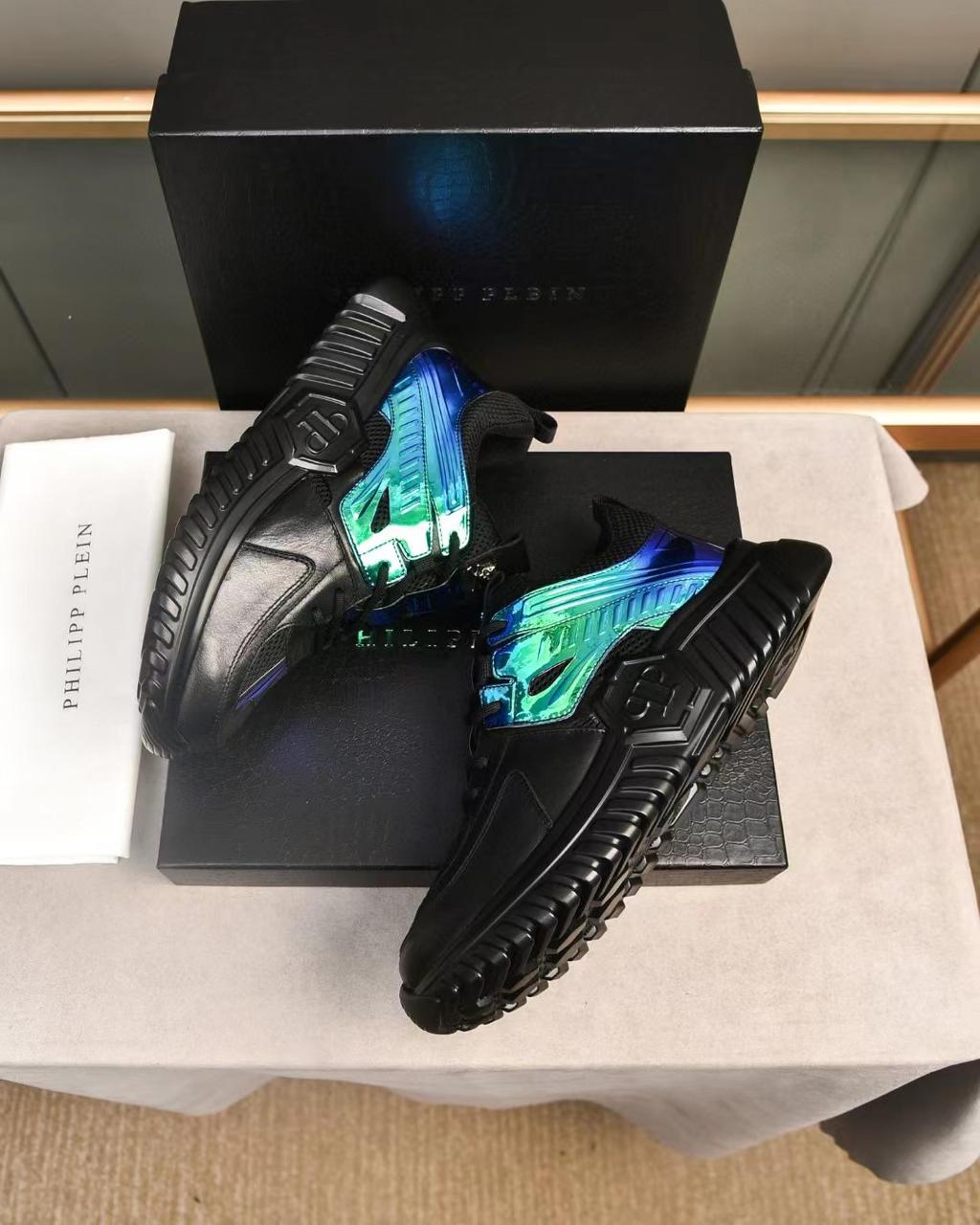 Philipp Plein || Holographic-Effect Low-Top Sneakers - FASHION MYST 