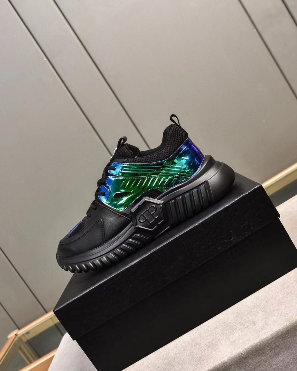 Philipp Plein || Holographic-Effect Low-Top Sneakers - FASHION MYST 