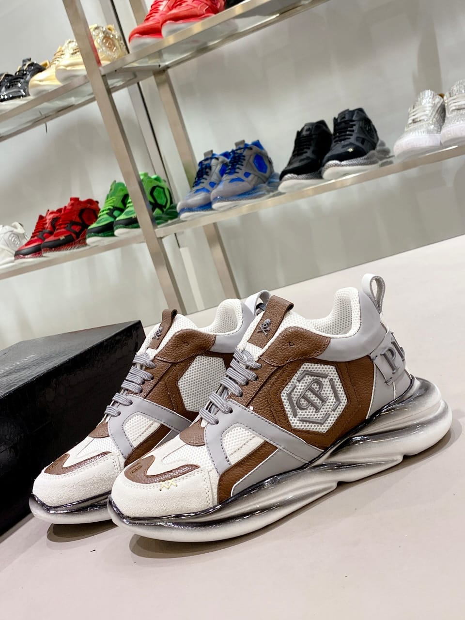 PHILIPP PLEIN || TOP NOTCH QUALITY CALF LEATHER SNEAKERS - FASHION MYST 