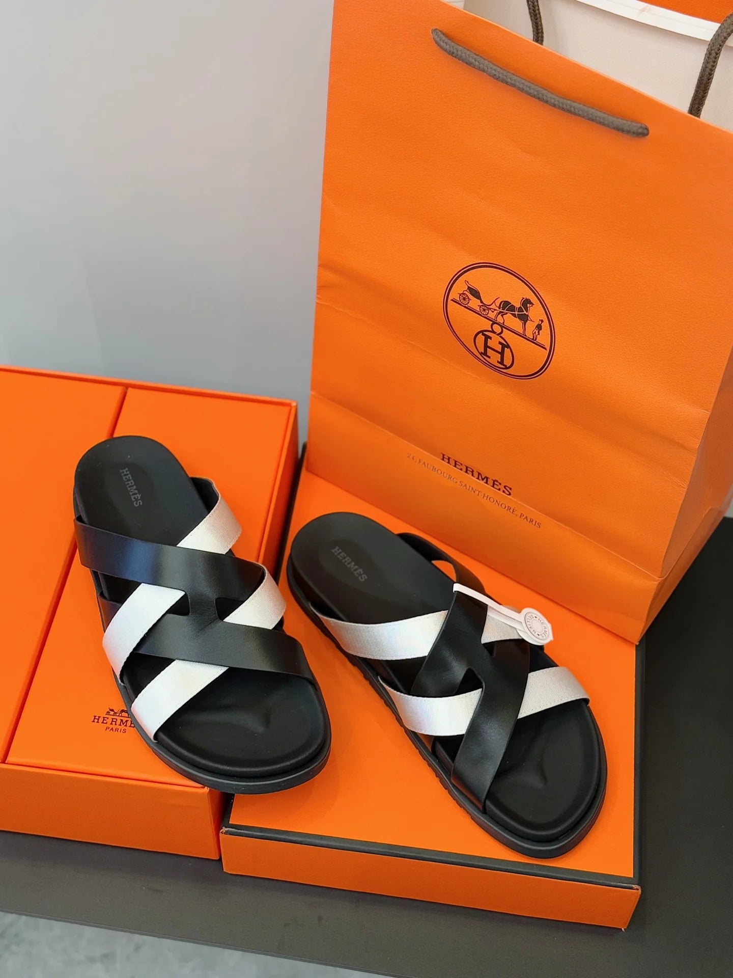HERMES || Black and White Cross-Strap Sandals- FASHION MYST