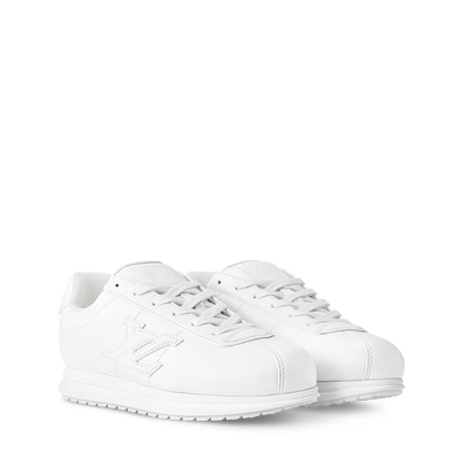 LOUIS VUITTON || LV Buttersoft Sneaker - White Leather Luxury Footwear