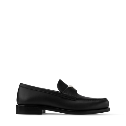LOUIS VUITTON || Hockenheim Monogram-Trimmed Grained Leather Black Loafers