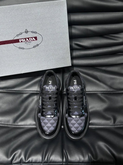 PRADA || Downtown Re-Nylon Low-Top Sneaker / Black - FASHION MYST 