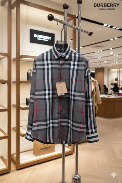 BURBERRY LONDON ||  Men’s Button-Down Shirt – Plaid Check – Slim Fit