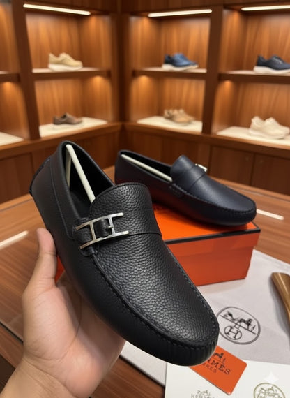 HERMES || Paris Men's Ancora Loafers – Black Grained Epsom Calfskin with Palladium Hardware