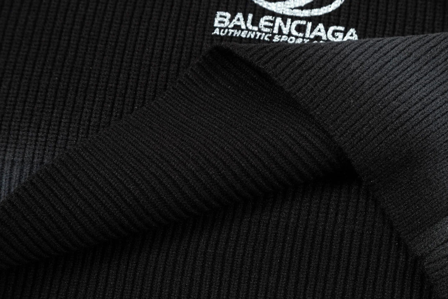 BALENCIAGA || Balenciaga Paris All Over Print Black Pullover